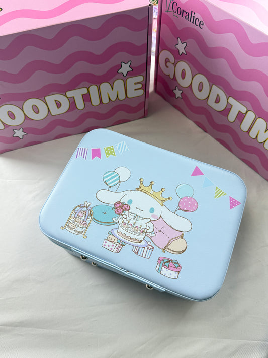 Cinnamoroll | 1 suitcase + 15 random items